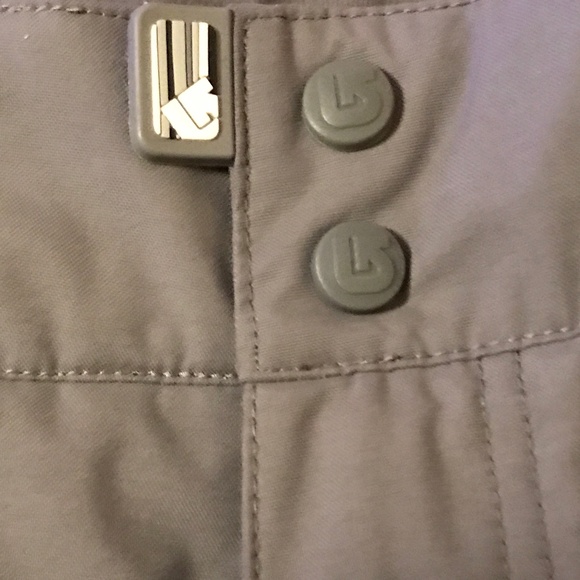 Men’s Burton snowboarding pants - Picture 6 of 10
